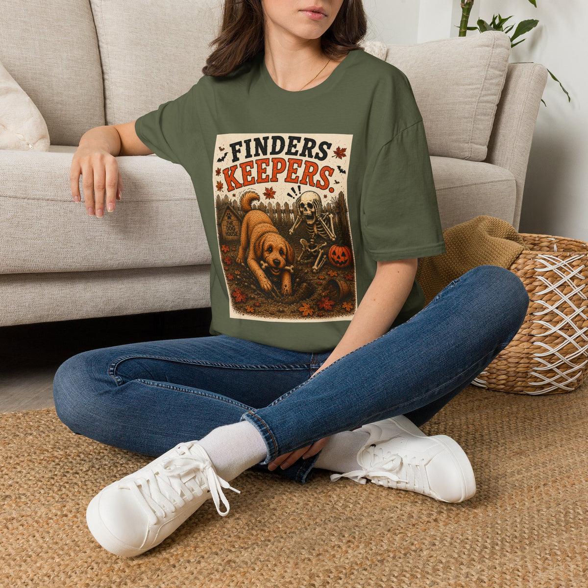 Funny Halloween Dog Shirt – Finders Keepers | Skeleton Dog T-Shirt | Vintage Halloween Tee | Dog Lover Gift | Cute Fall Graphic Tee | Spooky Dog Shirt