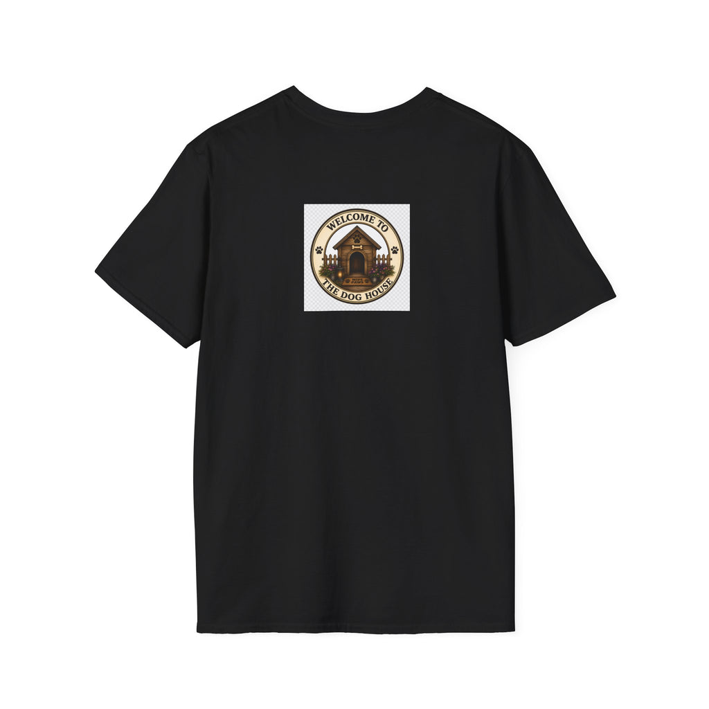 Queen of the Castle | Classy Cats™ T-Shirt | Funny Cat Queen Shirt | Cat Mom Gift | Royal Cat Tee | Elegant Cat Lover Apparel