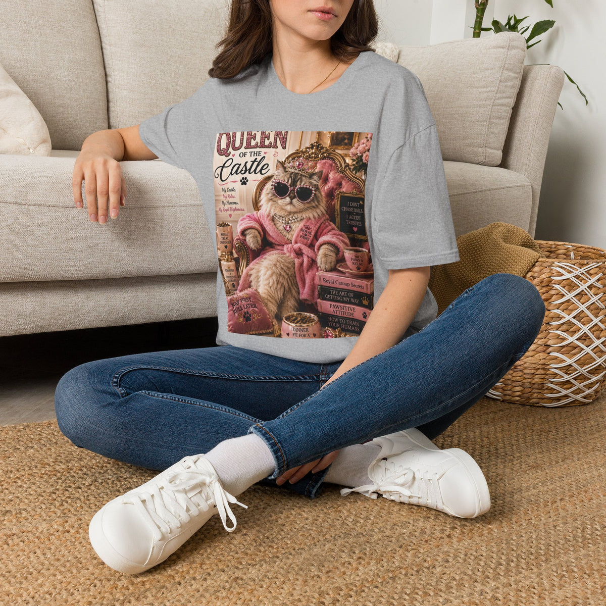 Queen of the Castle | Classy Cats™ T-Shirt | Funny Cat Queen Shirt | Cat Mom Gift | Royal Cat Tee | Elegant Cat Lover Apparel